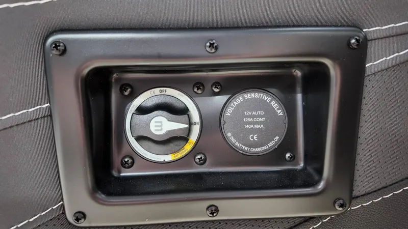 Slide: The Image of Barletta Cabrio 22U 2026 - 100