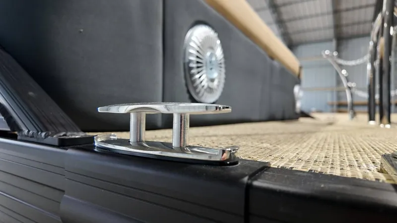 Slide: The Image of Barletta Cabrio 22U 2026 - 104