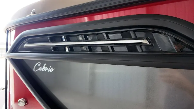 Slide: The Image of Barletta Cabrio 22U 2026 - 24