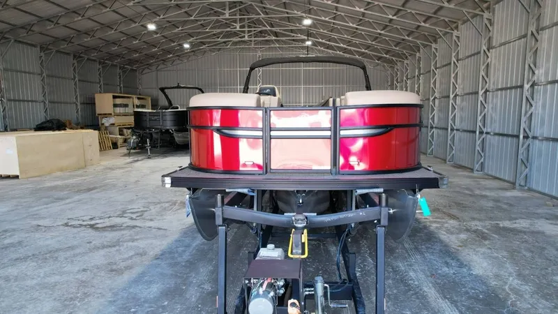 Slide: The Image of Barletta Cabrio 22U 2026 - 27