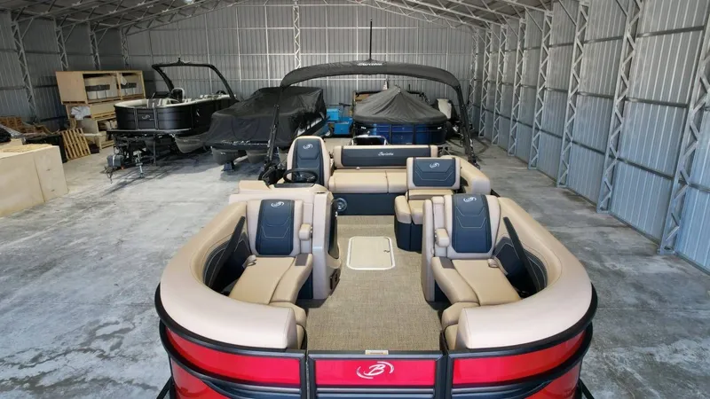 Slide: The Image of Barletta Cabrio 22U 2026 - 32