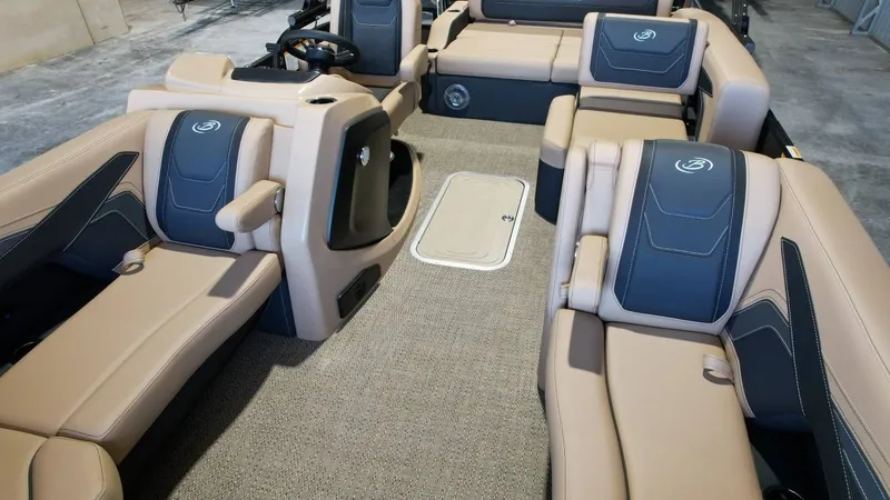 Slide: The Image of Barletta Cabrio 22U 2026 - 48