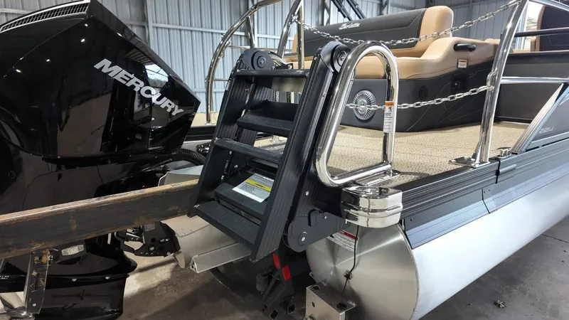 Slide: The Image of Barletta Cabrio 22U 2026 - 7