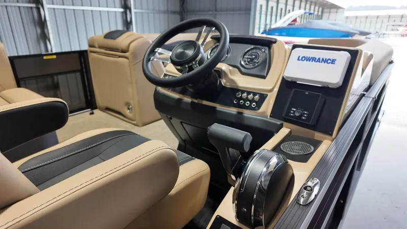 Slide: The Image of Barletta Cabrio 22U 2026 - 71