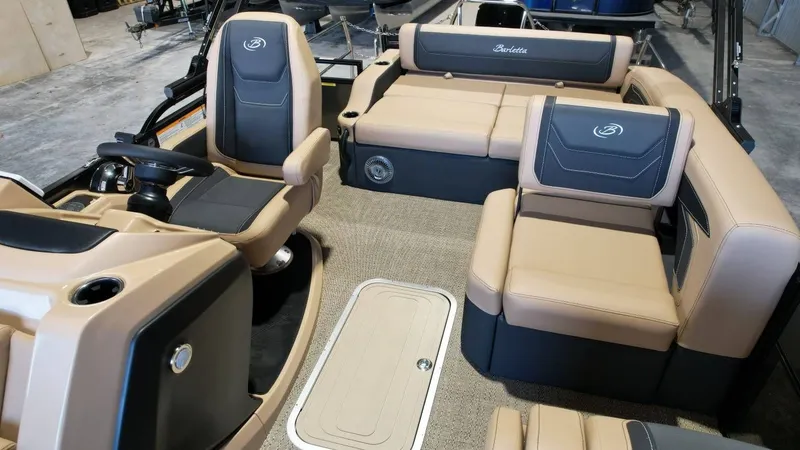 Slide: The Image of Barletta Cabrio 22U 2026 - 72