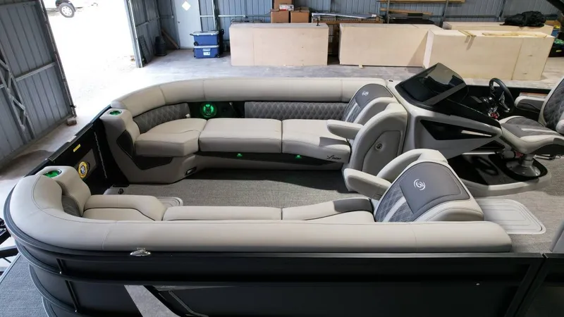 Slide: The Image of Barletta Lusso 25UA 2026 - 26