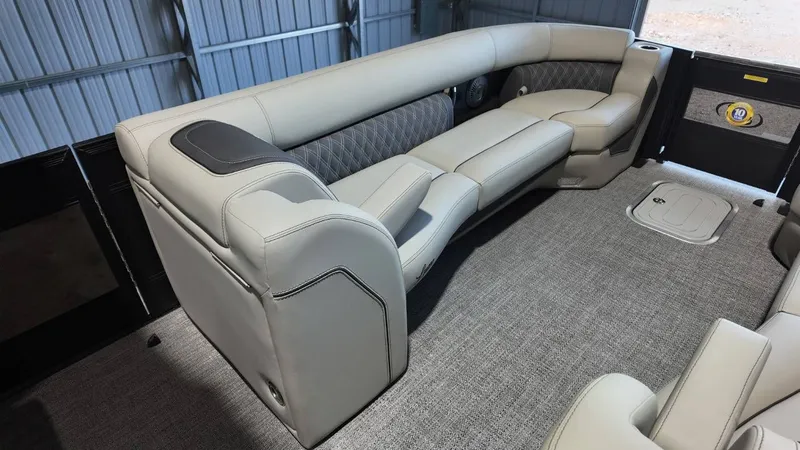 Slide: The Image of Barletta Lusso 25UA 2026 - 28