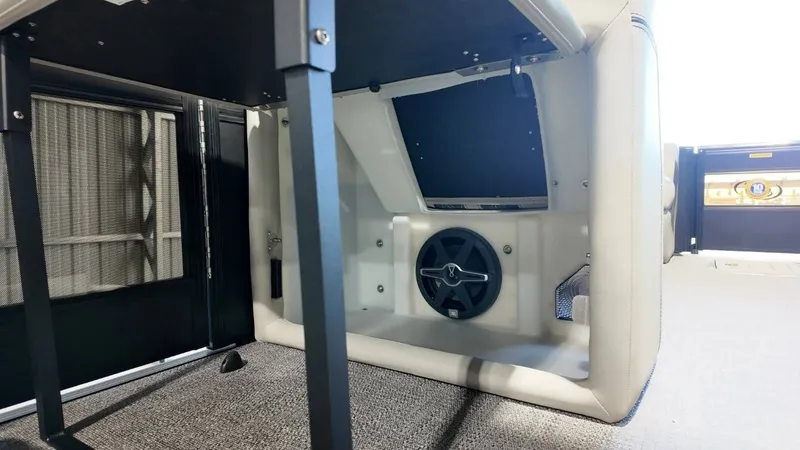 Slide: The Image of Barletta Lusso 25UA 2026 - 37