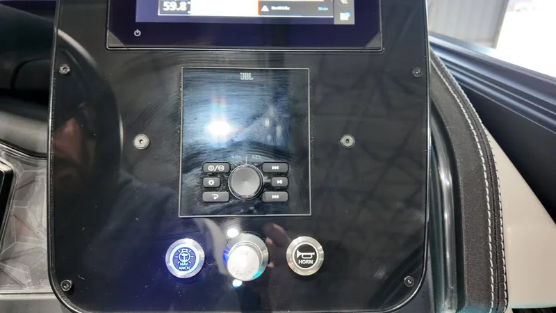 Slide: The Image of Barletta Lusso 25UA 2026 - 56