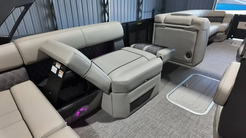 Slide: The Image of Barletta Lusso 25UA 2026 - 65