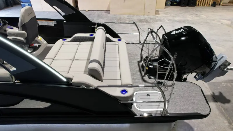 Slide: The Image of Barletta Lusso 25UA 2026 - 79