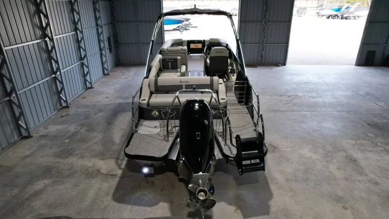 Slide: The Image of Barletta Lusso 25UA 2026 - 8