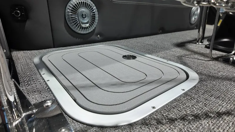 Slide: The Image of Barletta Lusso 25UA 2026 - 81