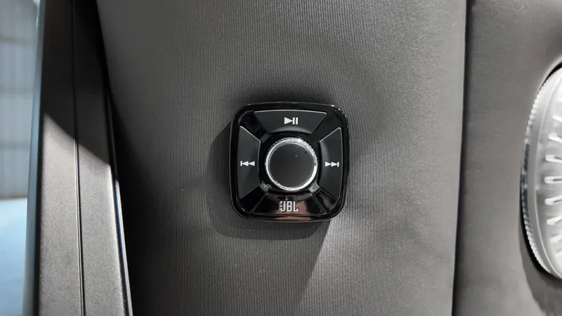 Slide: The Image of Barletta Lusso 25UA 2026 - 84