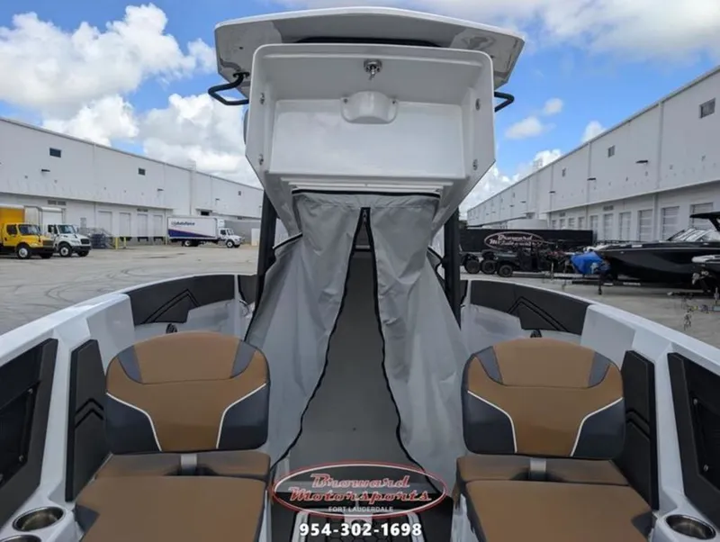 Slide: The Image of Scarab 255 Open LX 2026 - 21