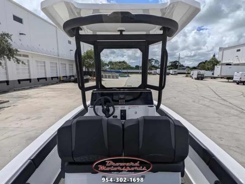 Slide: The Image of Scarab 235 Open LX 2026 - 6