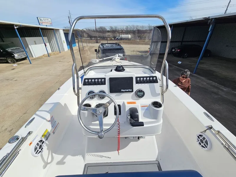 Slide: The Image of Robalo 206 Cayman 2021 - 4