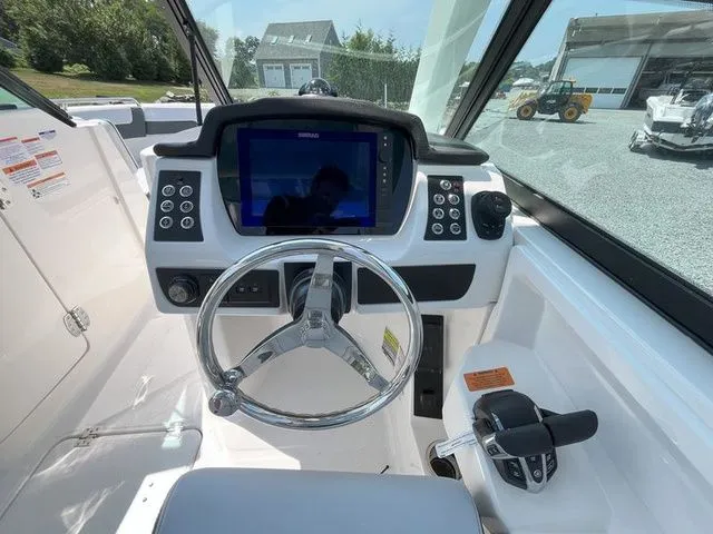 Slide: The Image of Robalo R257 Dual Console 2026 - 12