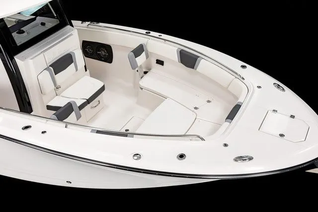 Slide: The Image of Robalo R300 Center Console 2026 - 5