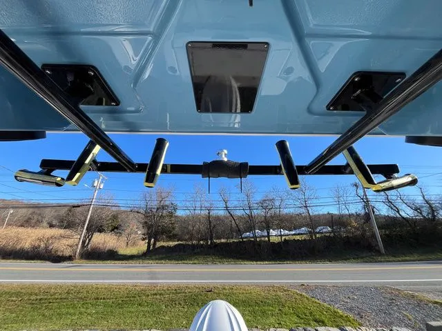 Slide: The Image of Robalo R257 Dual Console 2026 - 19