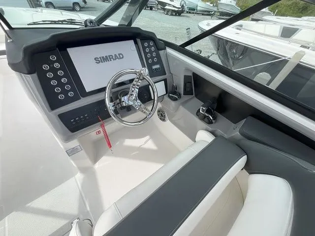 Slide: The Image of Robalo R317 Dual Console 2026 - 11