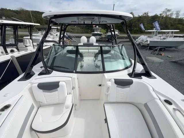Slide: The Image of Robalo R317 Dual Console 2026 - 18