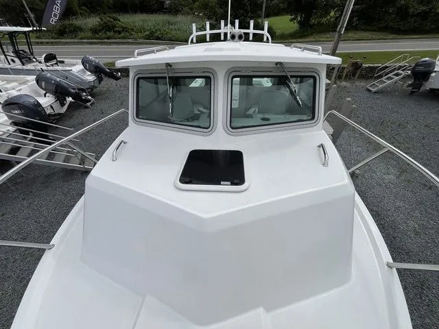 Slide: The Image of Parker Marine 2820 XLD 2024 - 10