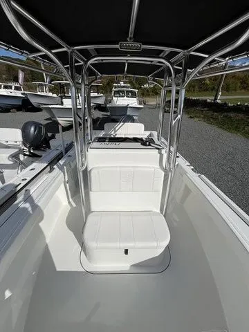 Slide: The Image of Parker Marine 210 Coastal Elite 2026 - 10