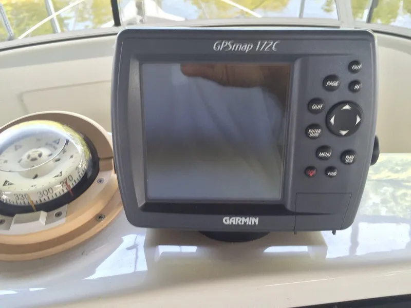 Slide: The Image of Garmin GPSmap 172C on 1998 Silverton 372 Motor Yacht. - 14