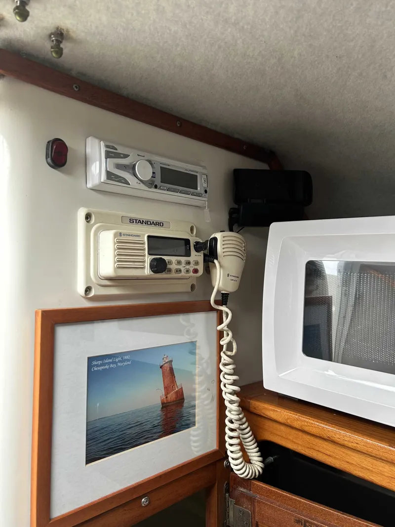 Slide: The Image of Contender 35 Express 1997 - 14