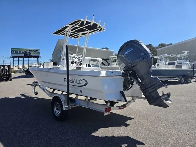 Slide: The Image of Robalo 206 Cayman 2026 - 5