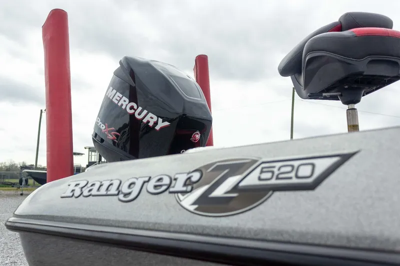 Slide: The Image of 2009 Ranger Z520 Comanche boat with Mercury Pro XS engine, close-up view. - 20