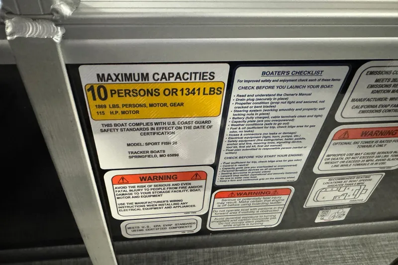 Slide: The Image of Maximum capacity label for 2026 Sun Tracker SportFish 20 DLX, 10 persons or 1341 lbs. - 11