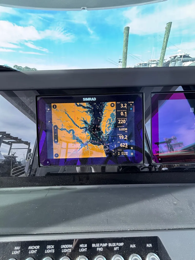 Slide: The Image of Axopar 29 XC Cross Cabin 2025 - 5