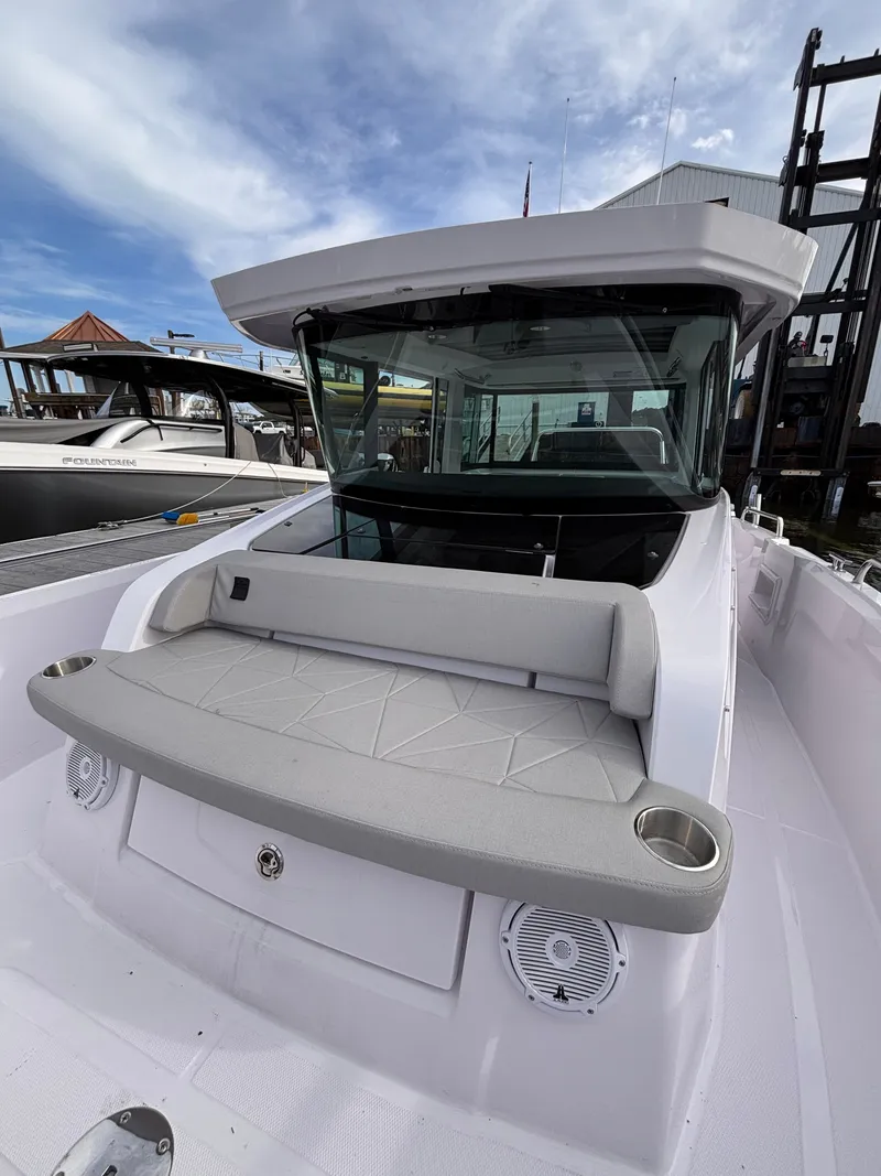 Slide: The Image of Axopar 29 XC Cross Cabin 2025 - 8