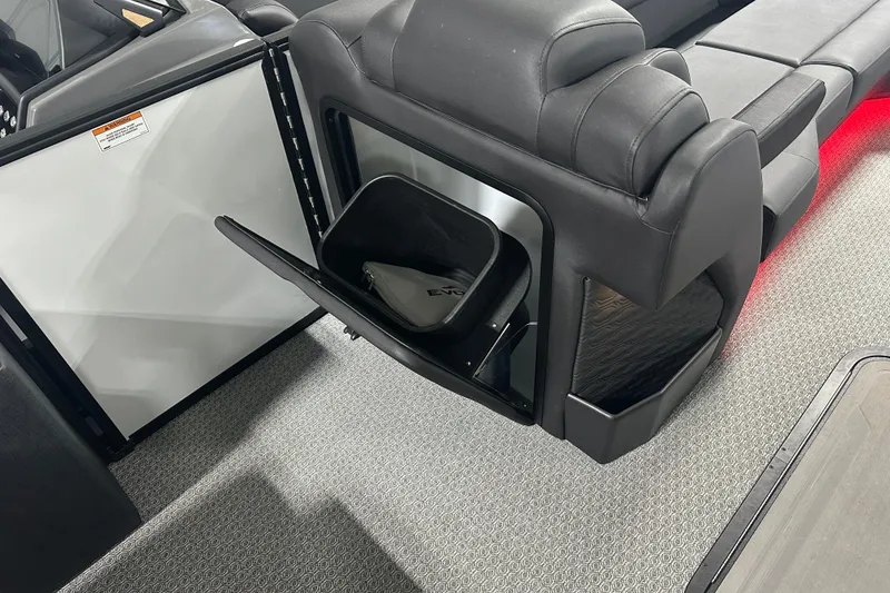 Slide: The Image of Luxurious interior of 2026 Evotti 725 QL with sleek black seating and red accents. - 17