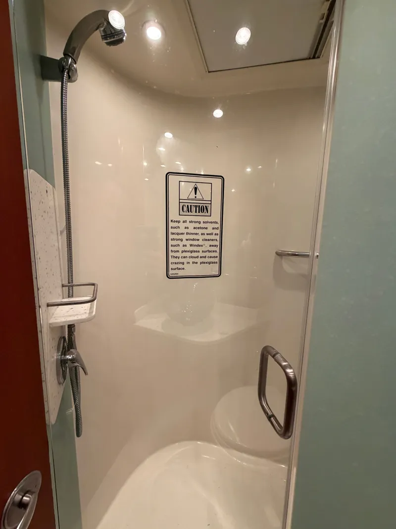 Slide: The Image of Tiara 4300 Sovran 2006 - 17