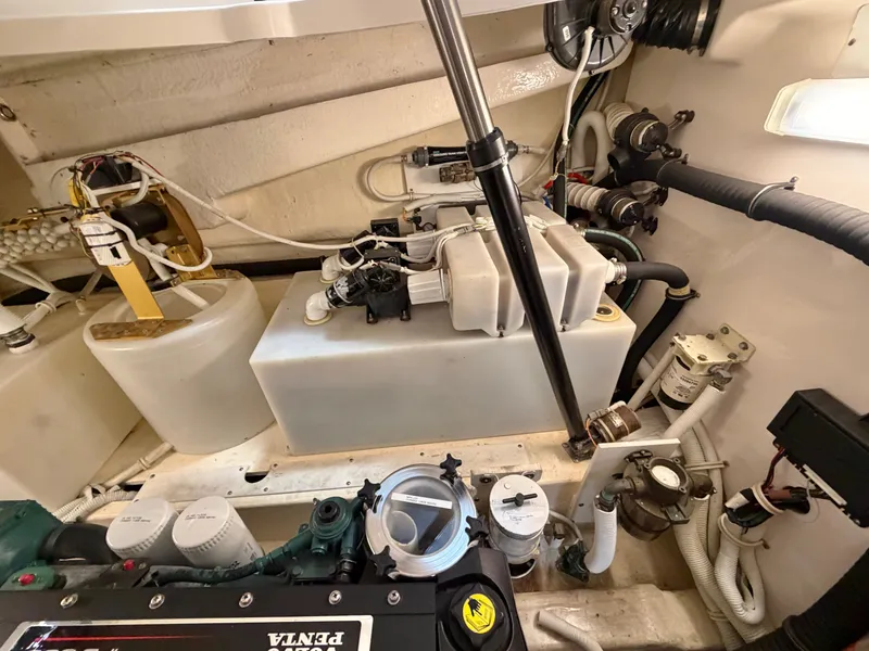 Slide: The Image of Tiara 4300 Sovran 2006 - 24