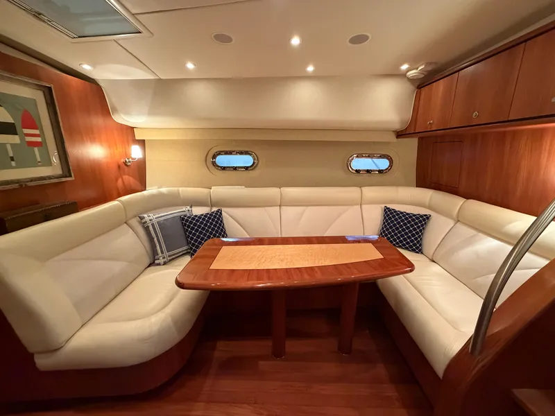 Slide: The Image of Tiara 4300 Sovran 2006 - 7