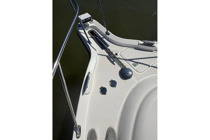 Slide: The Image of Bow of 2008 Tiara Yachts 3900 Sovran with anchor chain and railing. - 44