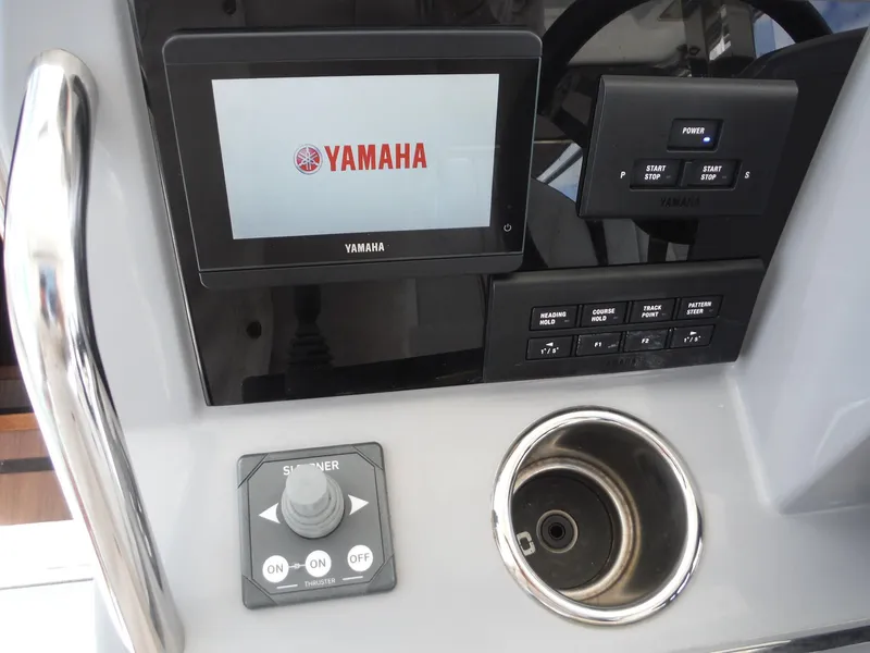 Slide: The Image of Control panel of 2023 Jeanneau Leader 10.5 WA Series 2 with Yamaha display. - 29