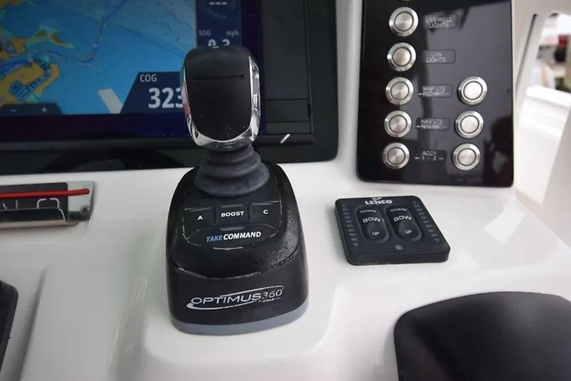 Slide: The Image of Control panel of 2018 Robalo R302 Center Console with Optimus 360 joystick. - 19