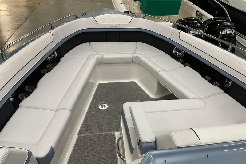 Slide: The Image of 2022 Formula 350 Crossover Bowrider with spacious seating and modern design. - 40