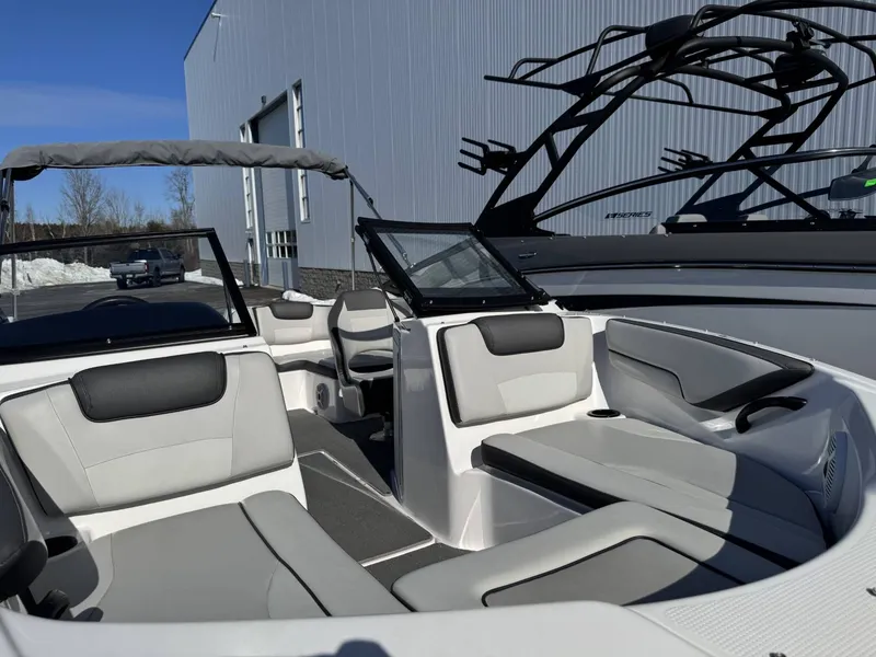 Slide: The Image of Yamaha SX190 2023 - 11