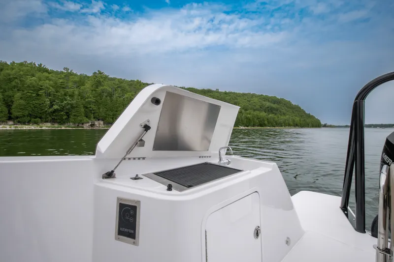 Slide: The Image of Cruisers 38 VTR 2027 - 10