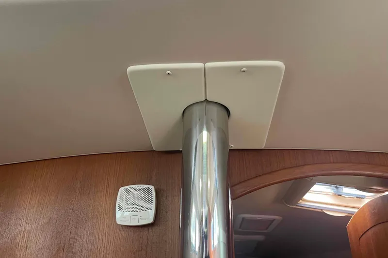 Slide: The Image of Interior of 2003 Hunter 426 Deck Salon showing ceiling pole and speaker.  All new headliner. - 108