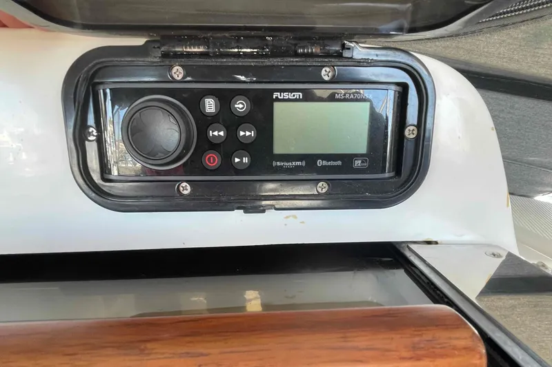 Slide: The Image of Fusion MS-RA70NSX stereo system on 2003 Hunter 426 Deck Salon yacht. - 57