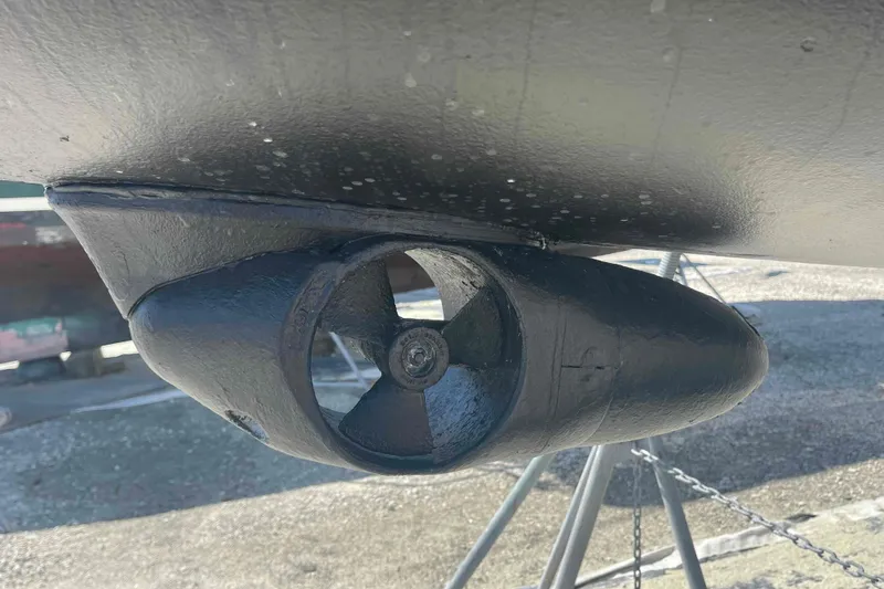 Slide: The Image of Close-up of a 2003 Hunter 426 Deck Salon boat propeller. - 84