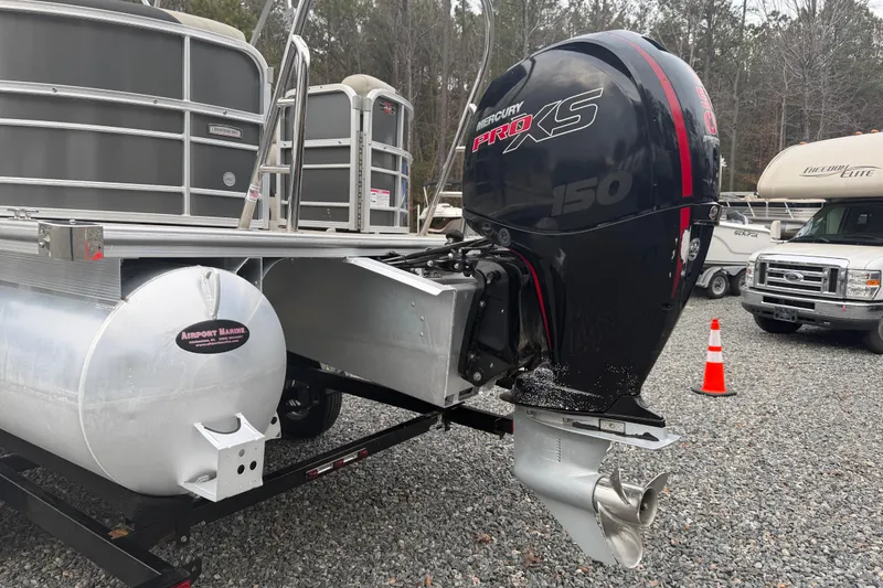 Slide: The Image of 2021 South Bay 222RS LE pontoon boat with Mercury Pro XS 150 outboard motor. - 15