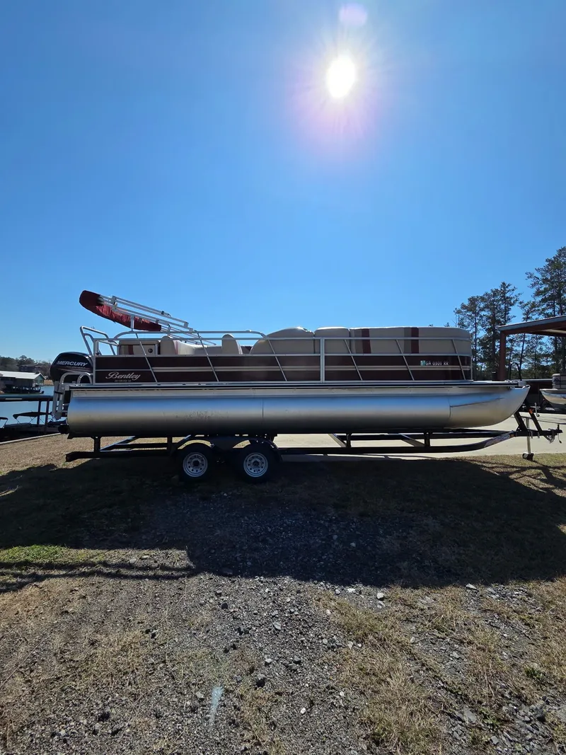 Slide: The Image of Bentley Pontoons Bentley Cruise 240 2015 - 5